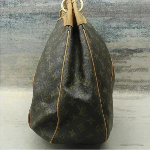 LOUIS VUITTON MONOGRAM GALLERIA GM SHOULDER BAG with Certificate of Authenticity - Picture 6 of 15